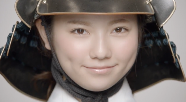 TVCM AKB48 Shimazaki Haruka dengan kostum prajurit Samurai 