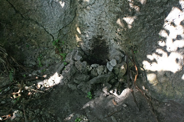ウツーヌアジ墓群 ウツーヌアジ墓群の写真