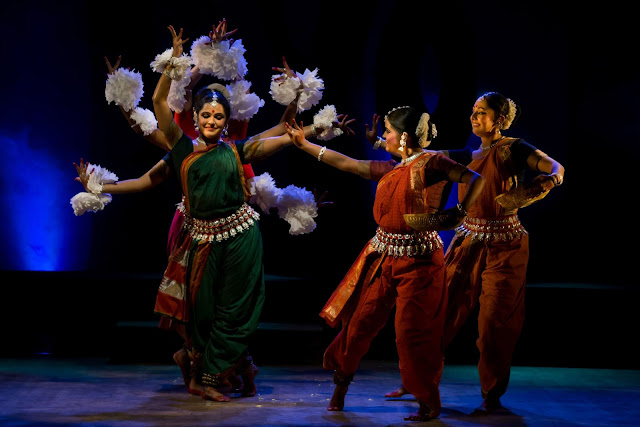 Noted Odissi Danseuse Sharmila Mukerjee and her troupe Sanjali present ‘Sookshma’ Noted Odissi Danseuse Sharmila Mukerjee and her troupe Sanjali present ‘Sookshma’