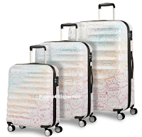 Vinci gratis un set di Trolley American Tourister Logo Vinci gratis un set di Trolley American Tourister