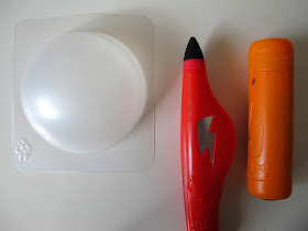 IDO3D plastic support, pen and spotlight.