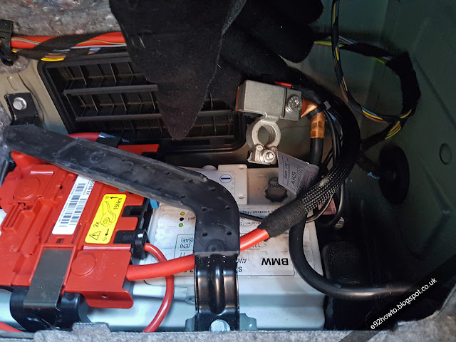 BMW E92 negative battery terminal disconnected