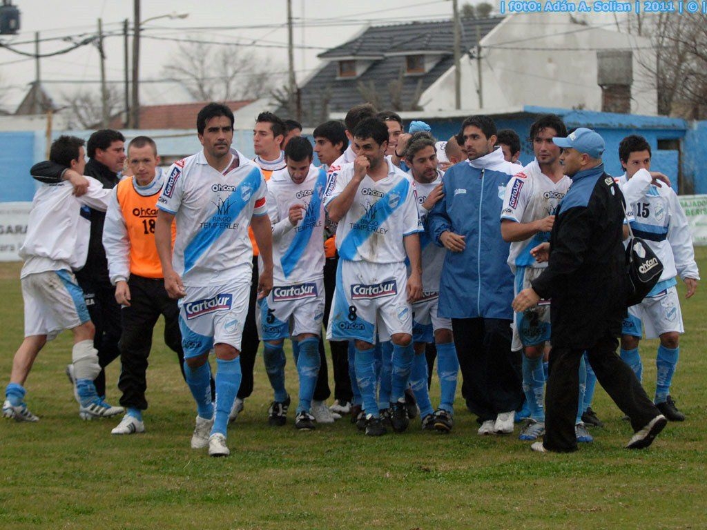 Historia del Club Atletico Temperley Historial con Villa San Carlos