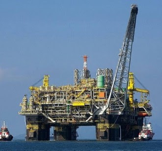 Petrobras reduz preço da gasolina em 0,8% nas refinarias, na segunda queda consecutiva Petrobras reduz preço da gasolina em 0,8% nas refinarias, na segunda queda consecutiva