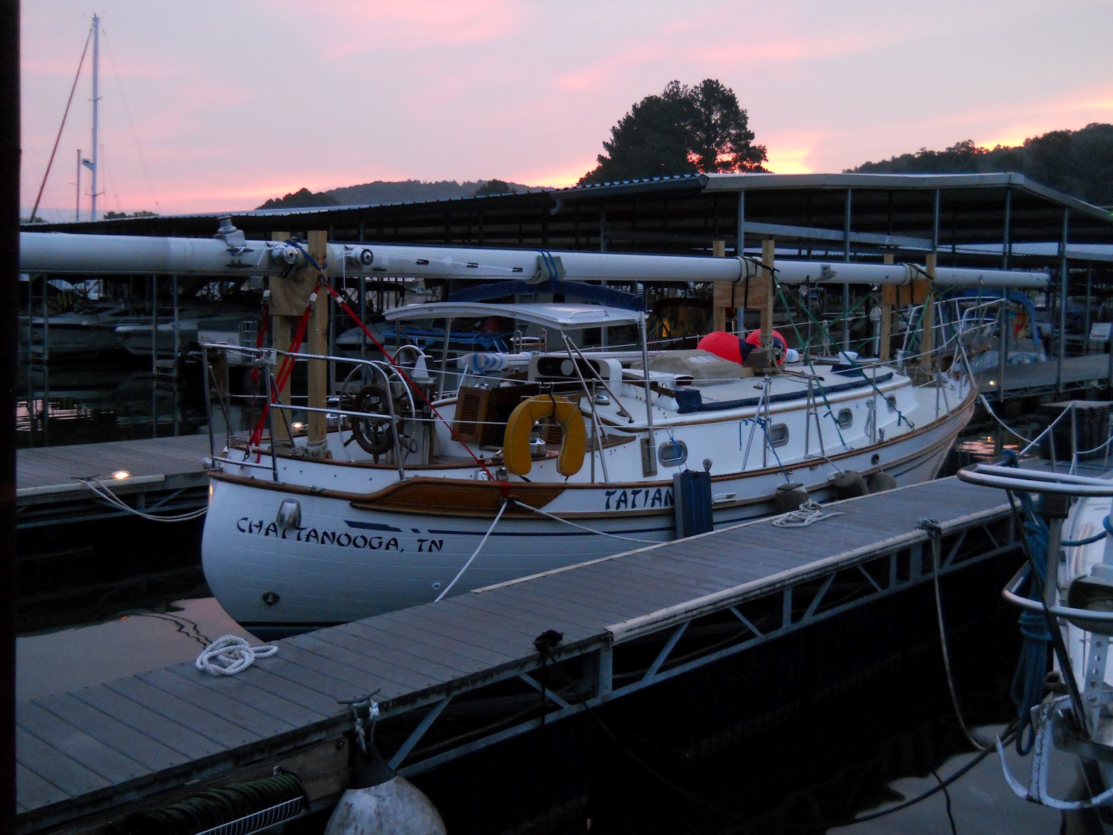 SailingTatiana Final moving phase down the TN river to Sale Creek Marina