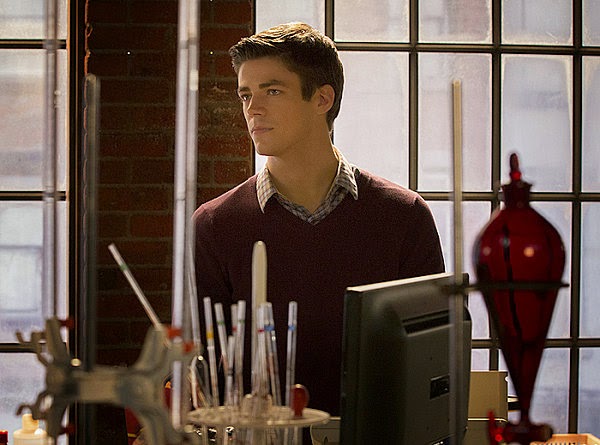 Grant Gustin as forensic assistant Barry Allen The Flash in CW The Flash Season 1 Pilot Episode 1 City of Heroes