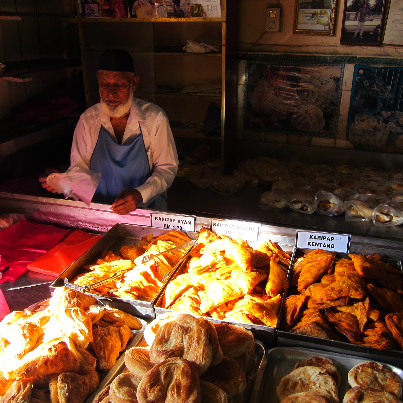 Salahuddin Bakery in Johor Bahru Old Town (Near City Square) Tony