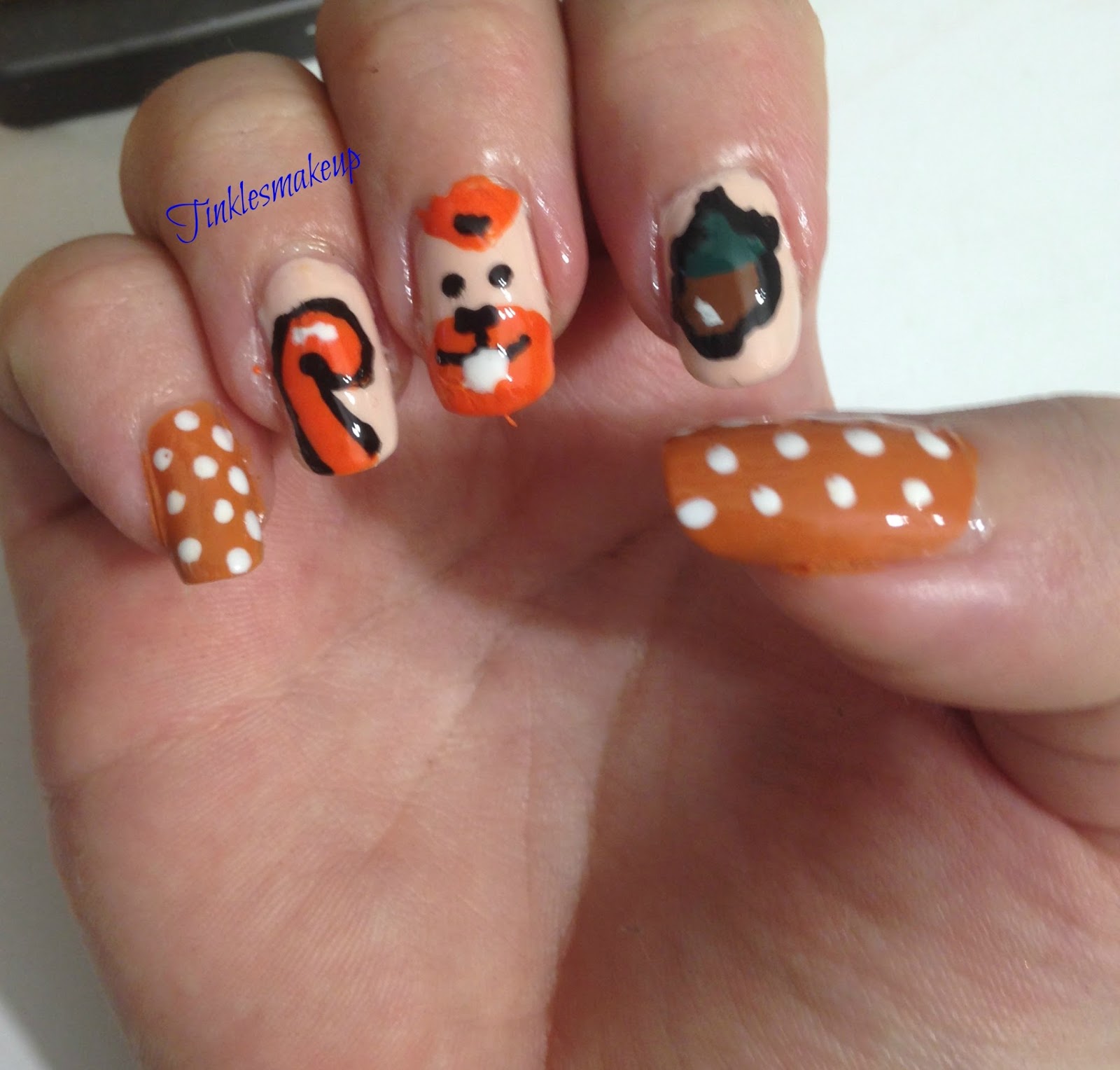 Tinklesmakeup Squirrel /scoiattolo nail art