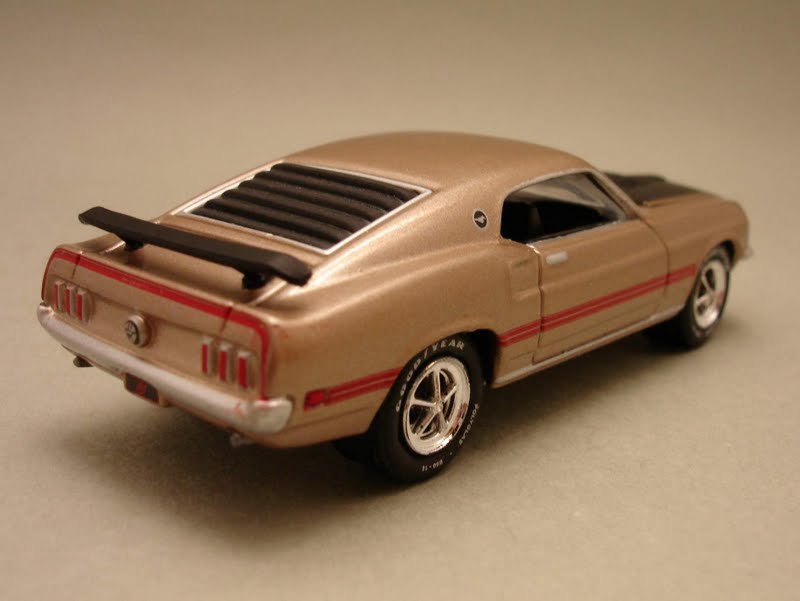 Diecast Hobbist: 1969 Ford Mustang Mach 1