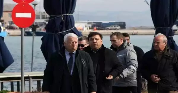 «Άστραψε και βρόντηξε» ο Κ.Μουτζούρης: Αποχώρησε από το δελτίο ειδήσεων του MEGA: «Παρανομείτε!» «Άστραψε και βρόντηξε» ο Κ.Μουτζούρης: Αποχώρησε από το δελτίο ειδήσεων του MEGA: «Παρανομείτε!»