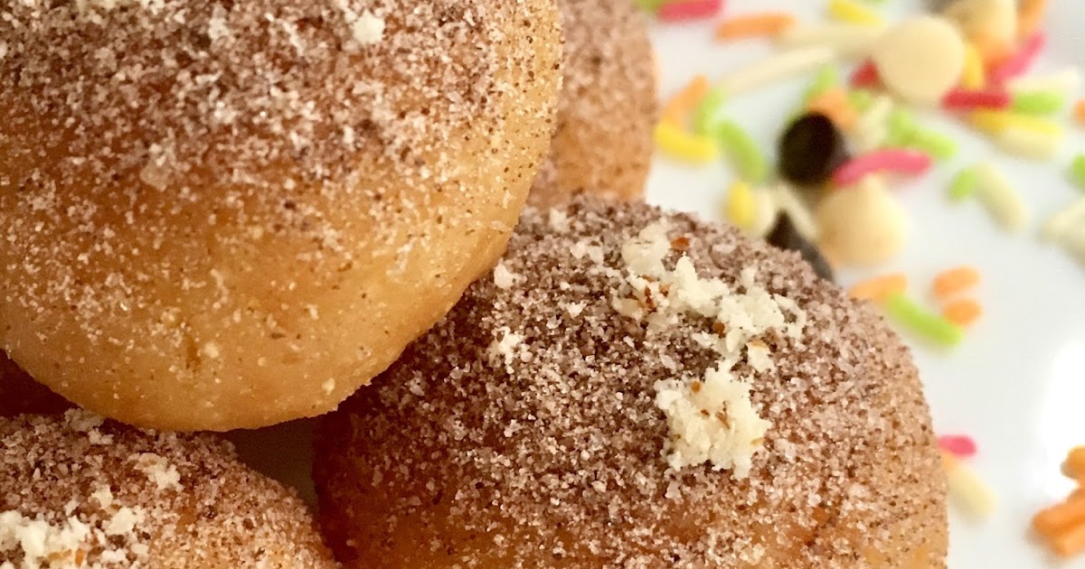 Gannu Laddu with chocolate and almond flakes
