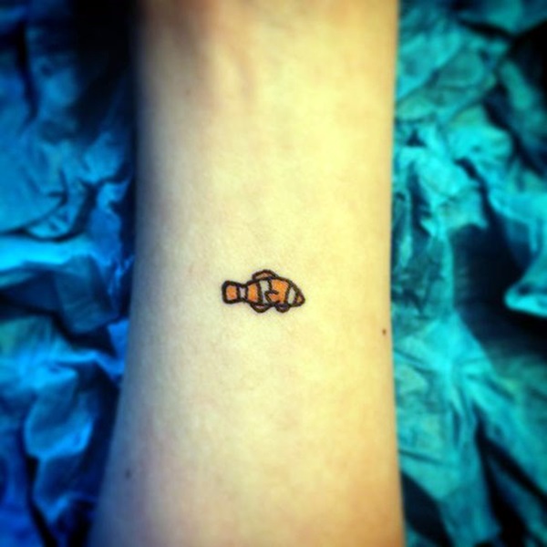 Tatuagens de peixes para as mulheres Tatuagens de peixes para as mulheres
