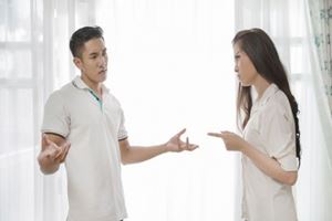 7 Sinyal Hubungan LDR Mulai Gak Sehat 7 Sinyal Hubungan LDR Mulai Gak Sehat