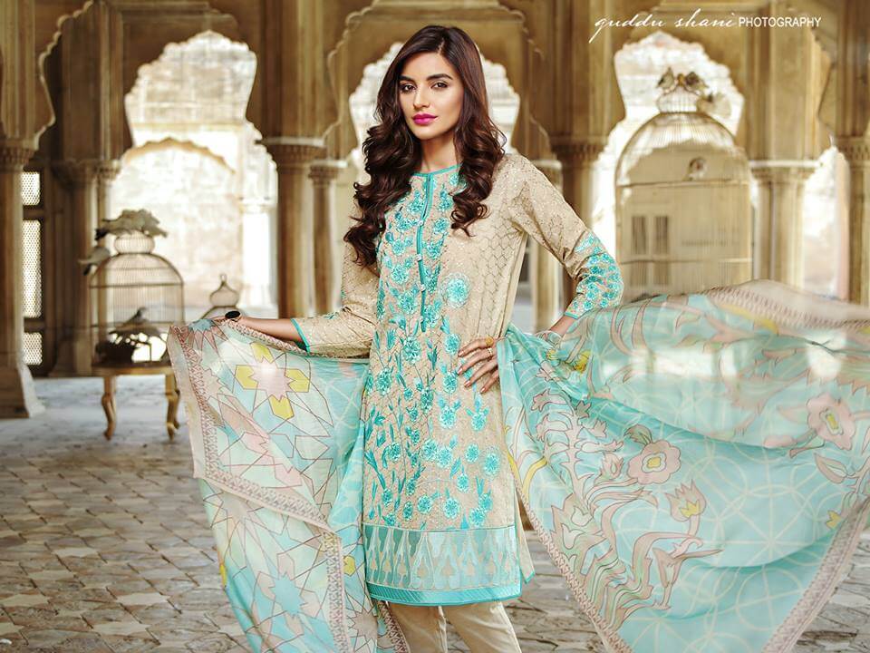 Buy unstitched ladies suits Online in Pakistan 2022 Designs | Huge Range of Women Fabric