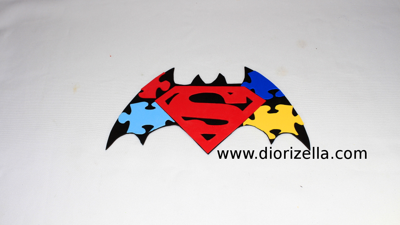 Diorizella En Casa: DIY Batman vs Superman Concientización del Autismo  #Foamy