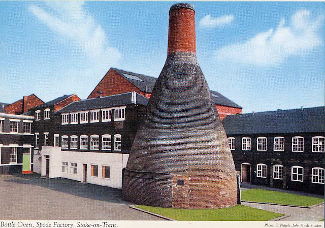 The last remaining Spode oven collapsed in 1972
