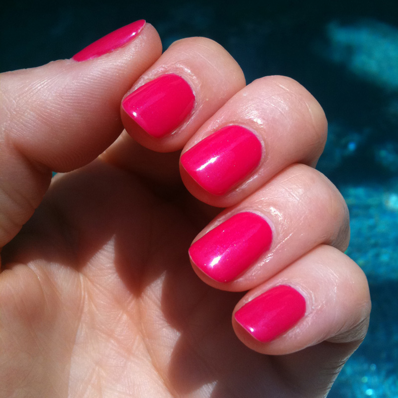 How You Can Avoid The Danger Of Gel Nail Polish