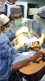 Indian musician plays guitar during brain surgery Indian musician plays guitar during brain surgery