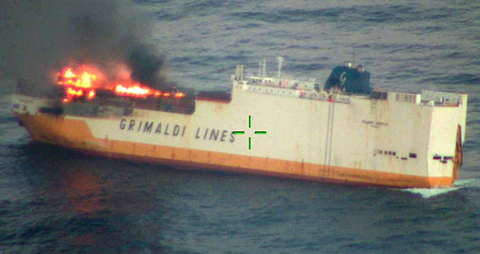 PHOTOS Container Ship Carrying 2,000 Cars Sinks In Atlantic Ocean ACKCITY News