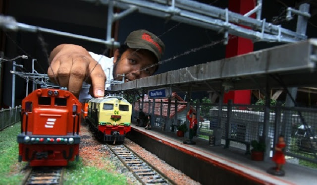 PT INKA Akan Bangun Pabrik Kereta di Banyuwangi, Terbesar di Indonesia PT INKA Akan Bangun Pabrik Kereta di Banyuwangi, Terbesar di Indonesia
