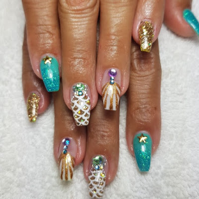✘ 25 Cute Little Mermaid Nail Art That Belong On The Beach women turn to blogs and Pinterest to gain inspiration for nails ✘ 25 Cute Little Mermaid Nail Art That Belong On The Beach