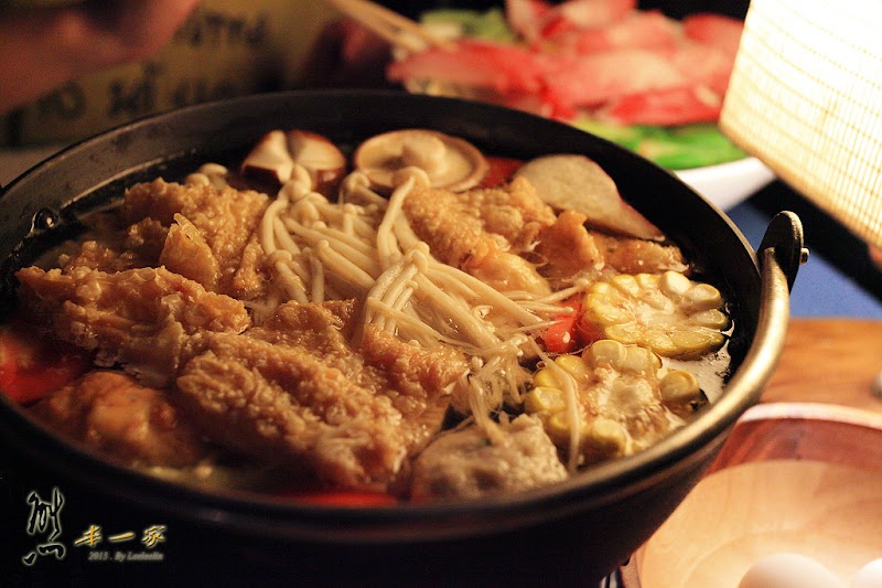 清境火鍋|清境美食|嵐山小鎮|全台最高海拔PUB|浪漫玻璃屋餐廳