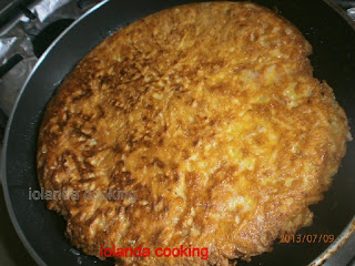 PLACINTA DE CARTOFI SAU TORTILA DE PATATAS