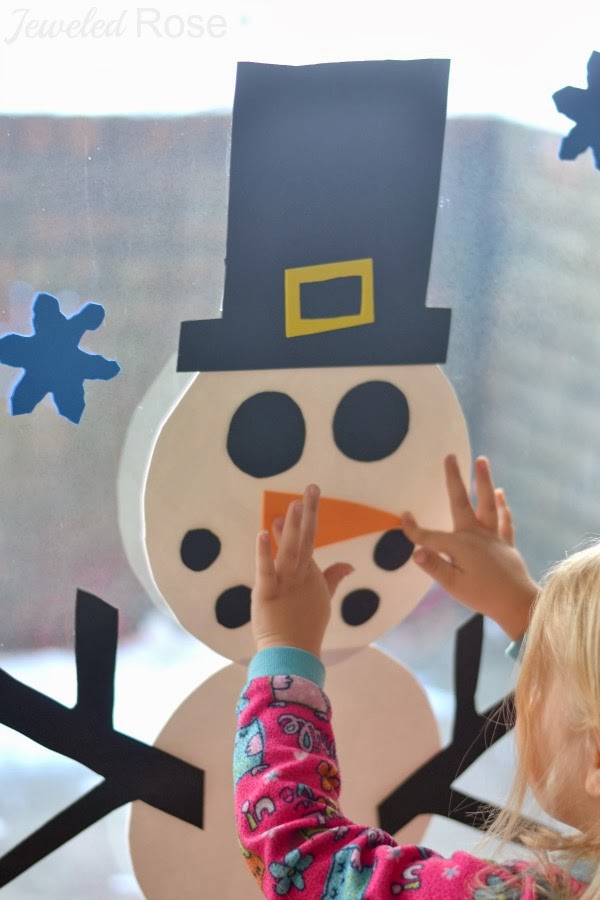 Build a Frosty- easy to make snowman kids can decorate again & again!!