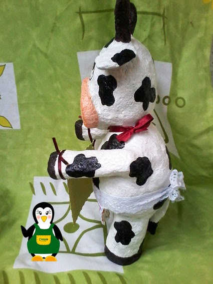 Creamas manualidades: vaca en papel mache Adornos para la cocina de vaca