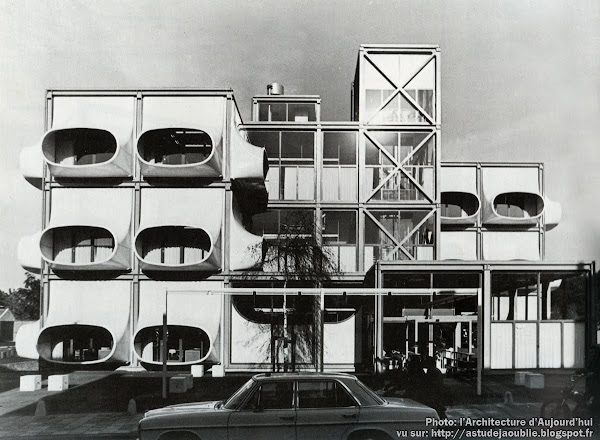 Bureaux AZM (Algemeen Ziekenfonds voor de Mijnstreek) - Heerlen - Hollande.  Architecte: Laurens Bisscheroux  Construction: 1972