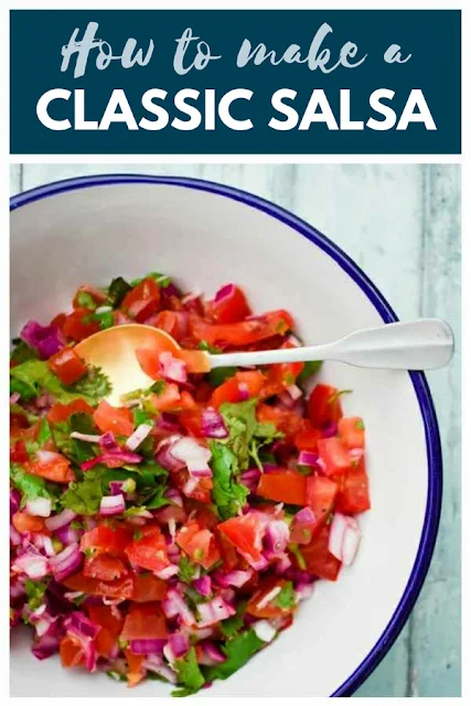How to make classic homemade salsa with nutrition and calories, a free printable recipe and 15 awesome ideas for serving salsa. #salsa #salsarecipe #classicsalsa #homemadesalsa #dip #vegandip #diprecipe #salad #tomatoes #redonion #coriander #cilantro #glutenfree #paleo