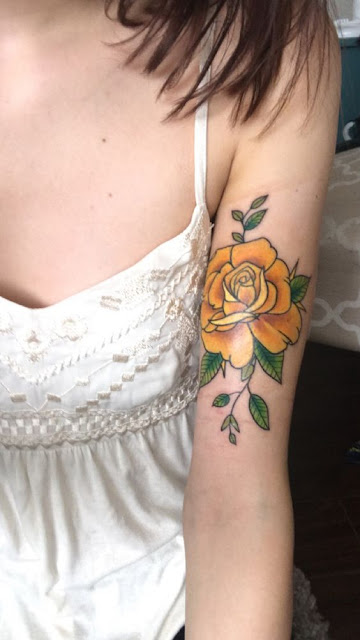 Tatuagens femininas de flores Tatuagens femininas de flores