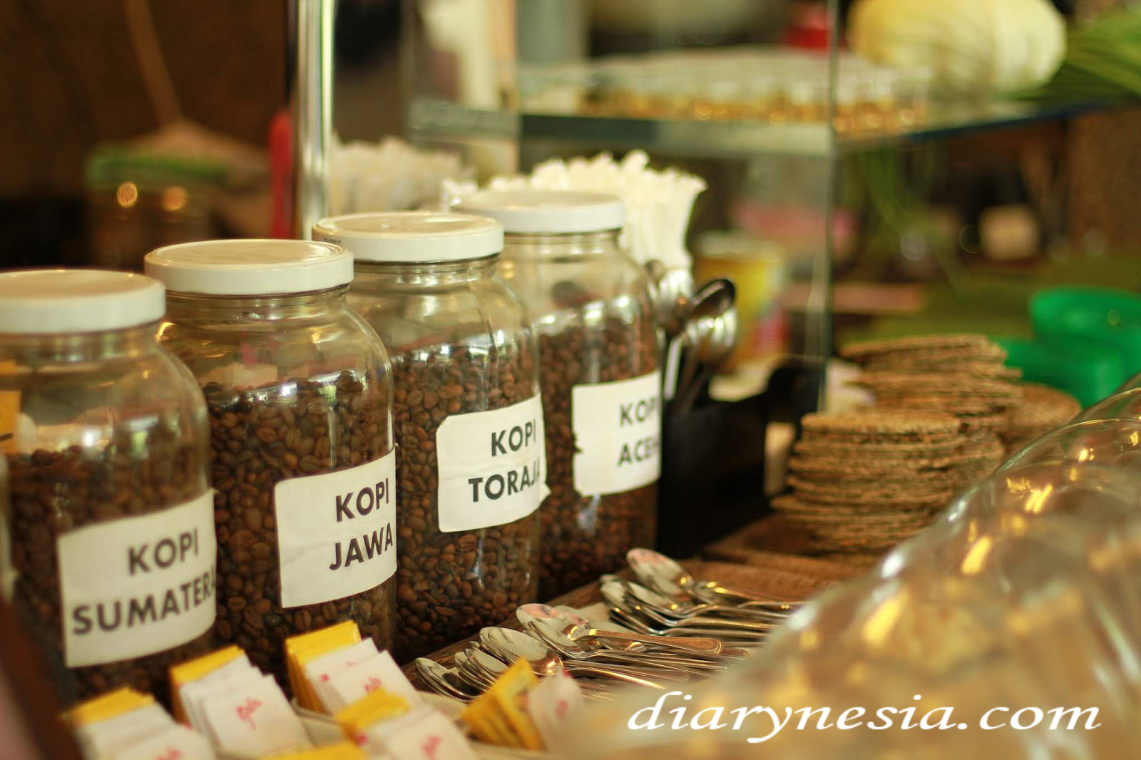 The Popular Coffee Products and Coffee Shops in Indonesia