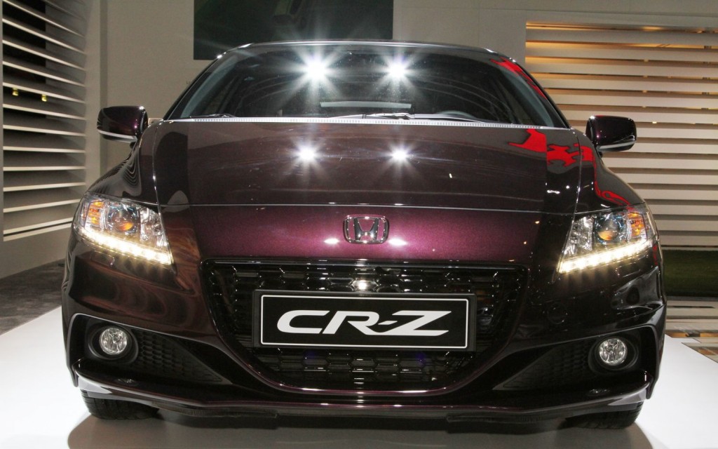 Honda CR-Z Specifications - Spesifikasi Mobil Daihatsu
