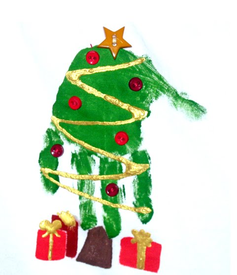 Árvore de Natal com carimbo das mãos e pés | Pra Gente Miúda