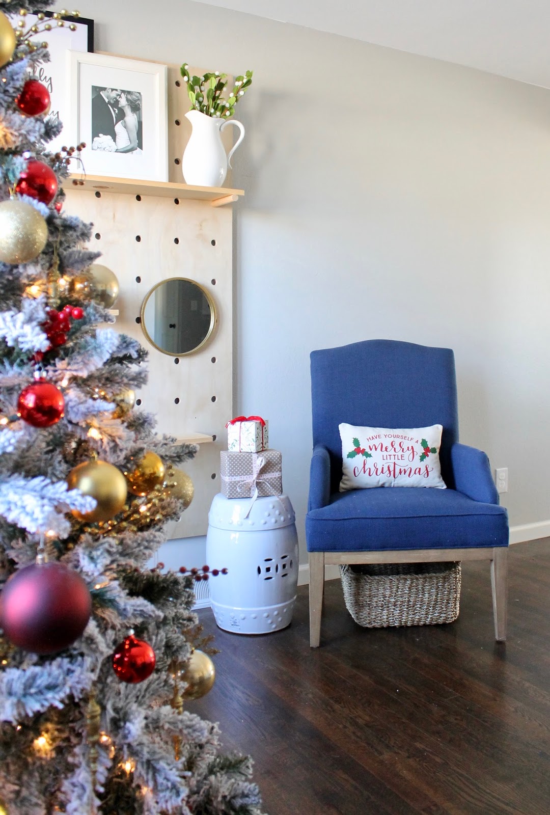 Wonderfully Made DIY Christmas Pillow {dollar spot find}