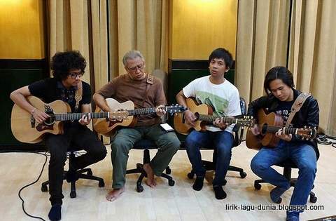 Lirik Lagu Entah - Iwan Fals feat d'Masiv | Lirik Lagu Dunia