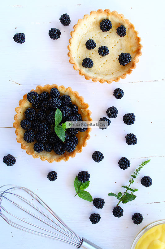 crostatine alle more selvatiche...troppo a lungo dimenticate nel mio archivio, poverette!