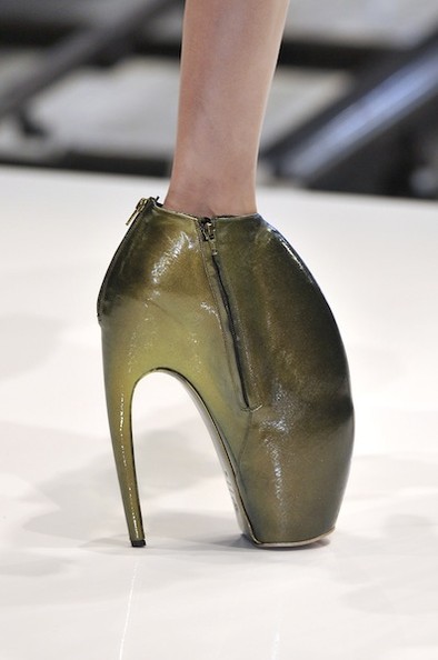 The Fantastical World of Alexander McQueen, In Shoes ~ Salsa Circuit ...