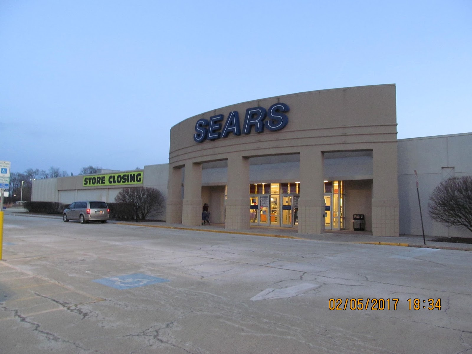 Trip to the Mall: Sears in Crystal Lake, Illinois Closing.