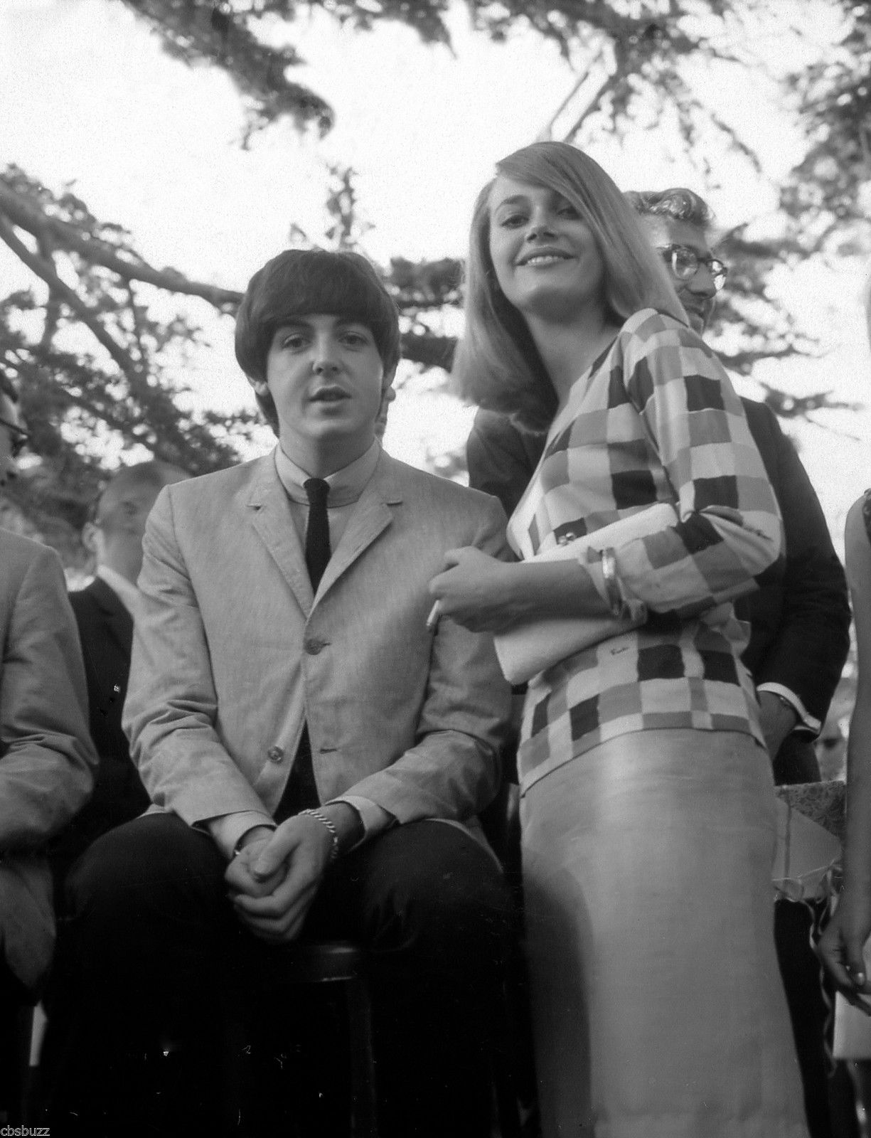 Vintage pic Paul McCartney with Peggy Lipton