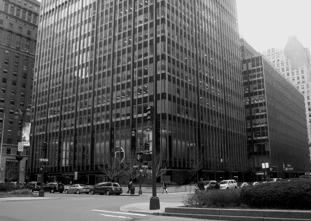el imperio moderno union carbide building