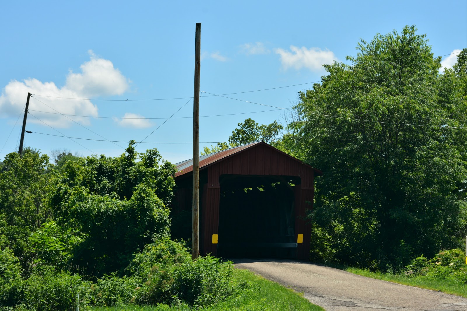 COVERED BRIDGES IN OHIO + PALOS COVERED BRIDGE GLOUSTER, OHIO