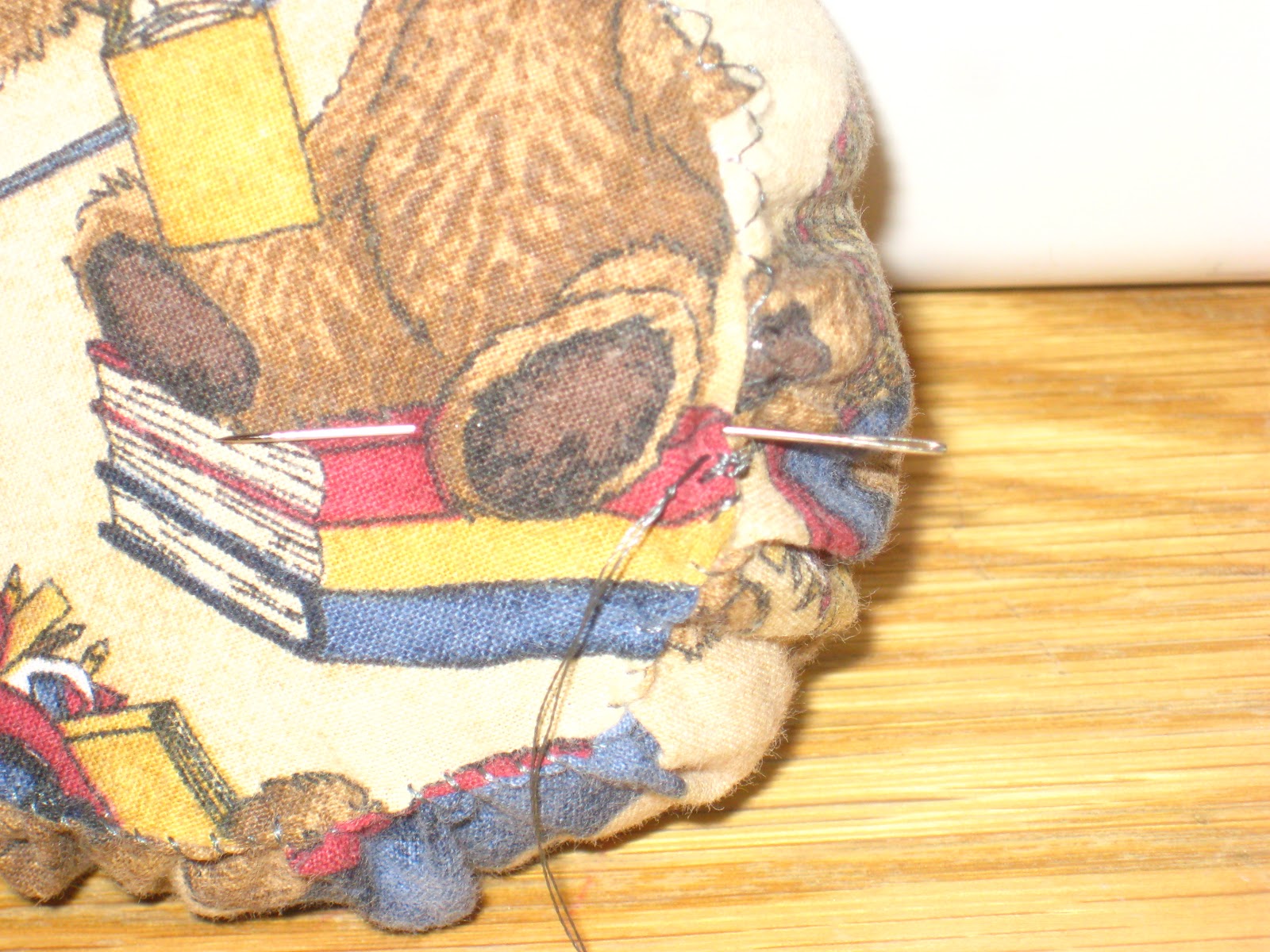 Pondering Cat Pin Cushion Tutorial