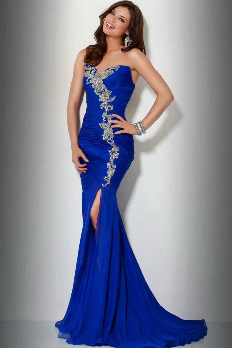 Fashionista Paradise: Gown of the Week! :)
