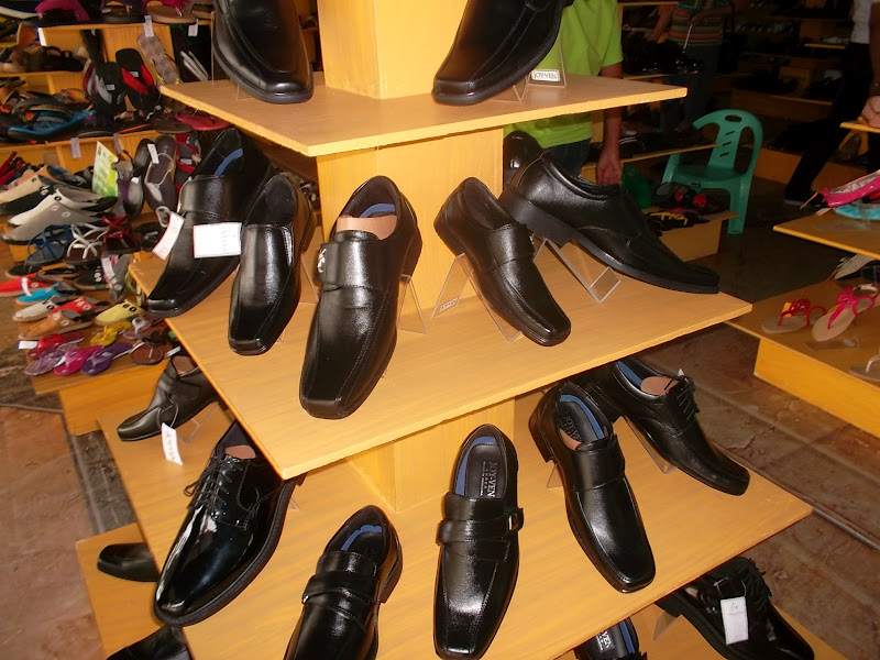 Konted�s Make My Day By The Riverbanks