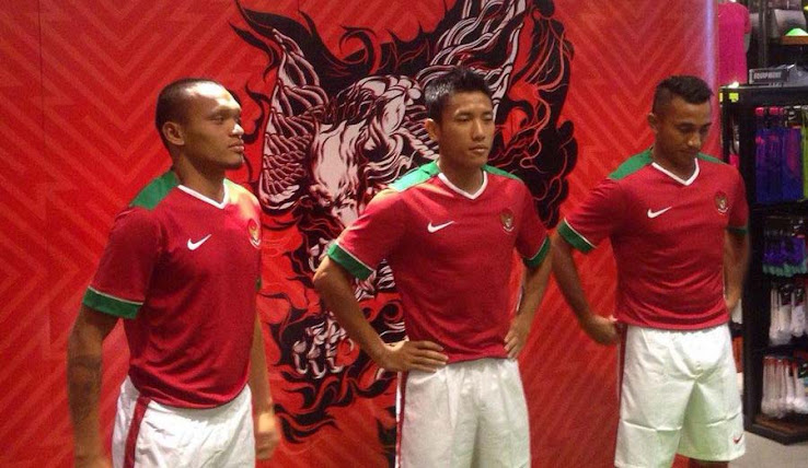 Sabio firma Muchas situaciones peligrosas Nike Indonesia 2014 Home and Away Kits Released - Footy Headlines