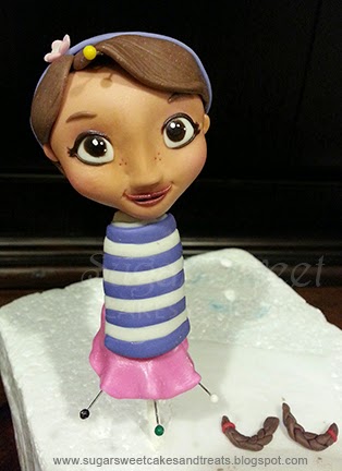 How to assemble Doc McStuffins Cake Topper.