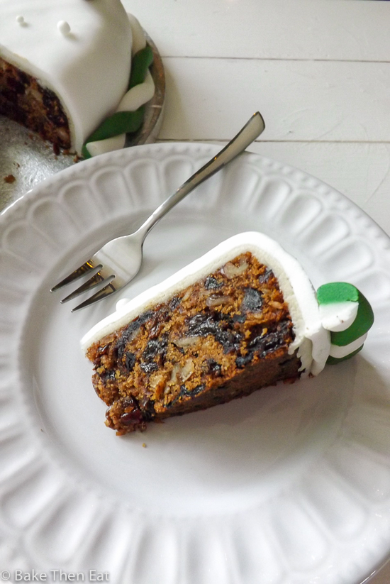 Vegan Christmas Cake: Four Fantastic Recipes