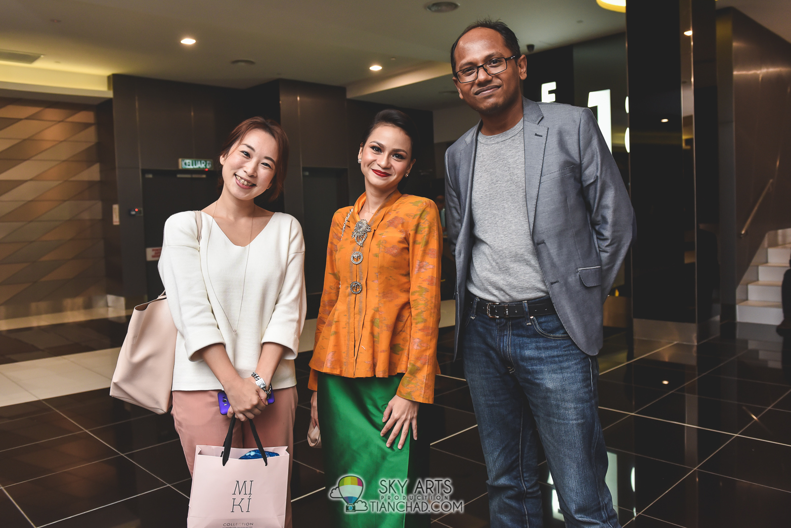 Asian Three Fold Mirror 2018 Reflections Malaysian